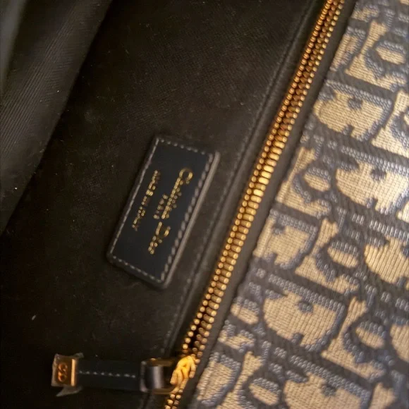 Dior 30 Montaigne Oblique Bag - Picture 8 of 10